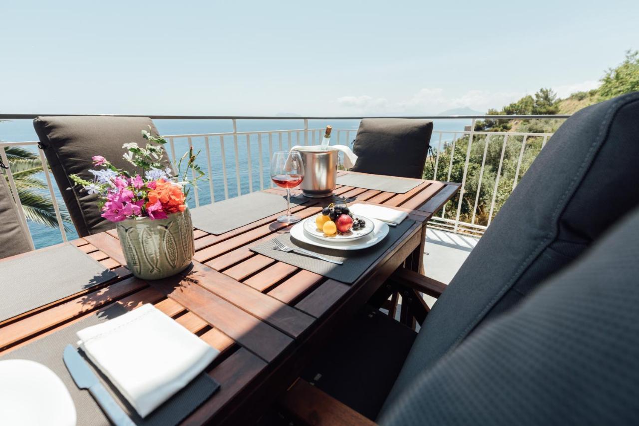Appartamento In Villa Con Accesso Al Mare, Vista Mozzafiato Palermo Exterior foto